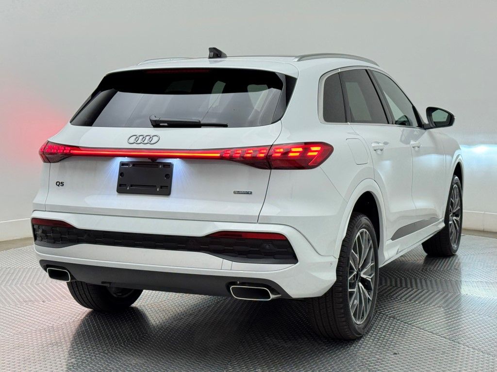 2025 Audi Q5 Premium 10