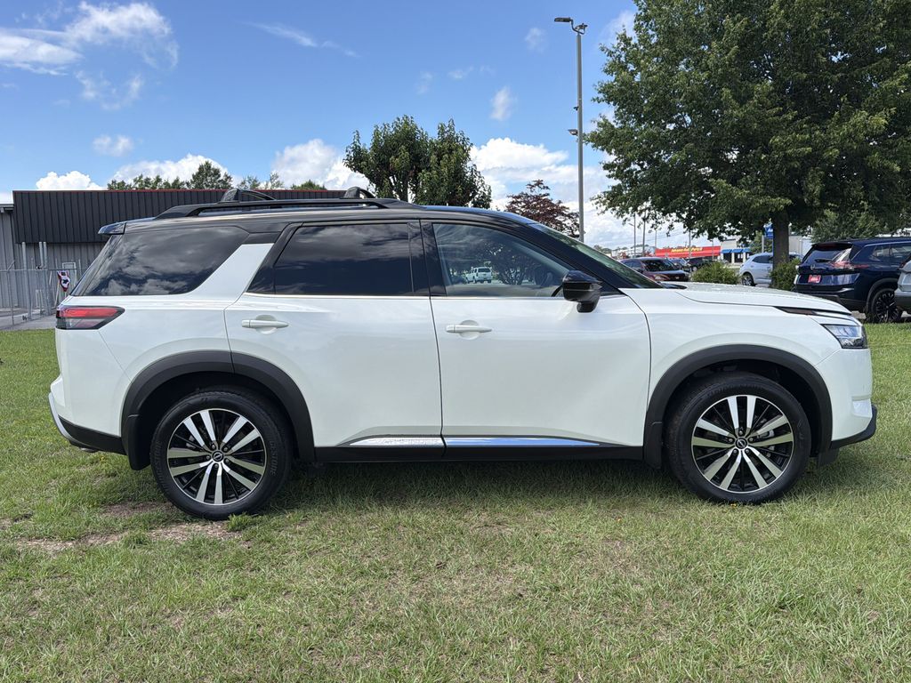 Used 2024 Nissan Pathfinder SUV