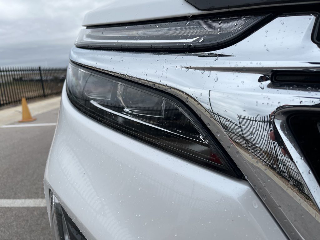 Thumbnail: 2022 Chevrolet Equinox - 13