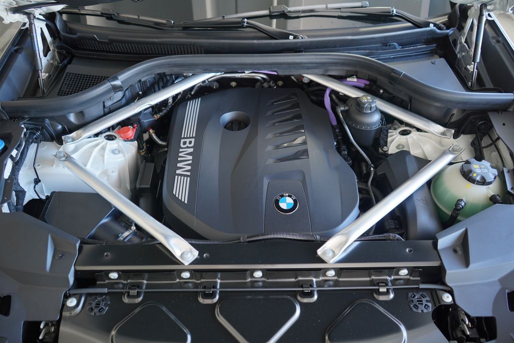 Thumbnail: 2026 BMW X5 - 22