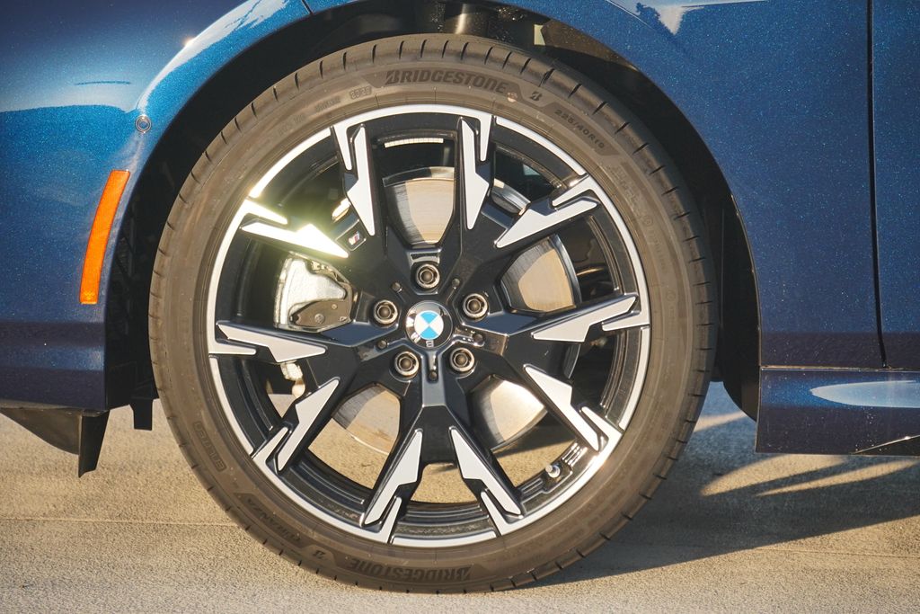 Thumbnail: 2026 BMW 2 Series - 5