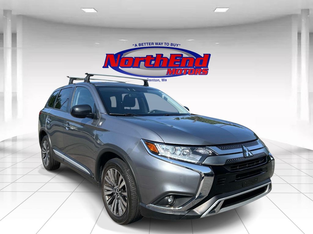 Gray 2020 Mitsubishi Outlander SUV / Crossover All-Wheel Drive Continuously Variable Transmission