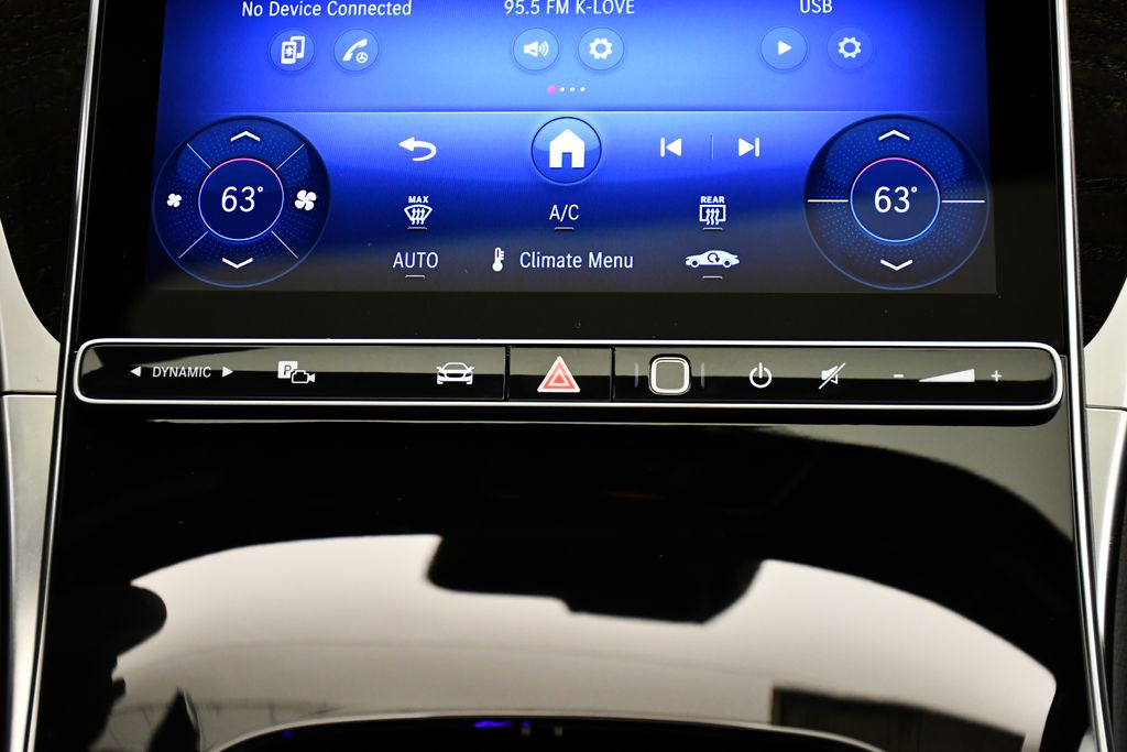 Thumbnail: 2026 Mercedes-Benz GLC - 28