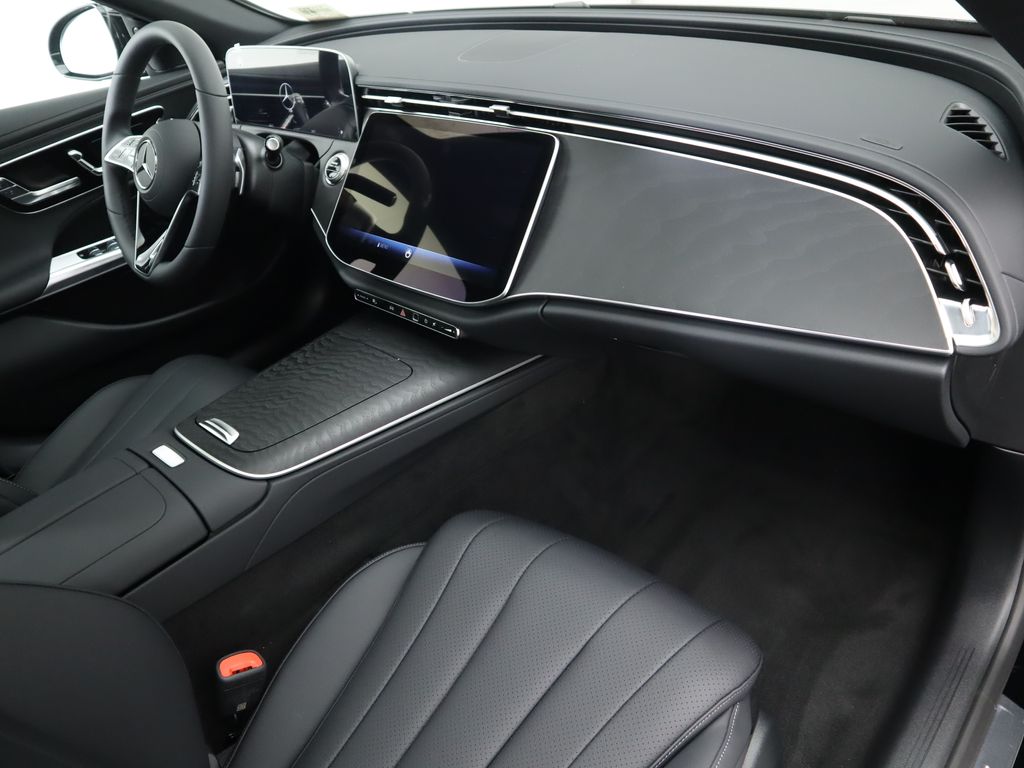 Thumbnail: 2026 Mercedes-Benz E-Class - 18