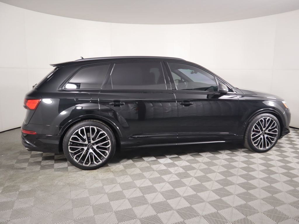 Thumbnail: 2025 Audi SQ7 - 4