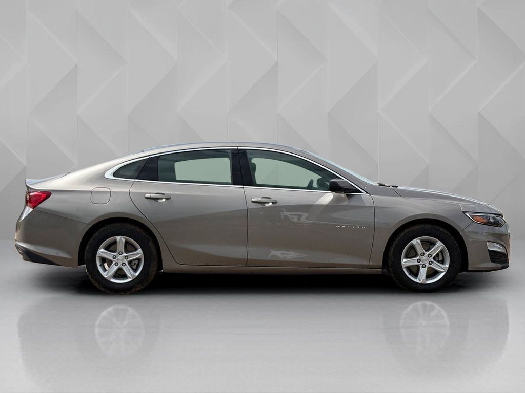 2023 Chevrolet Malibu LT Gray at Mac Haik CDJR North Houston
