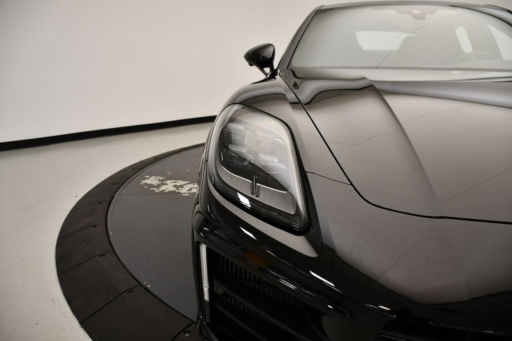 Thumbnail: 2026 Porsche Panamera - 14