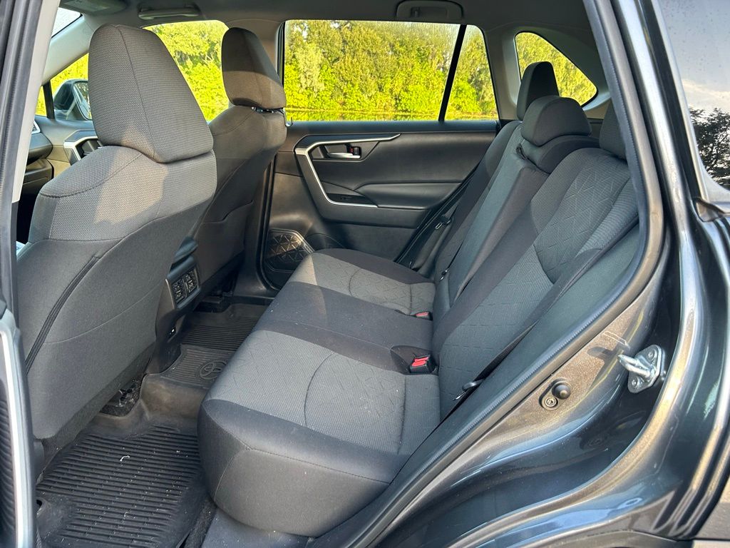 Thumbnail: 2021 Toyota RAV4 - 13