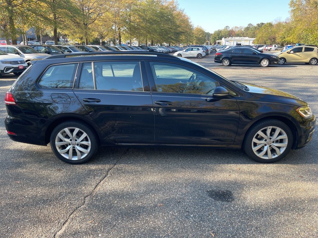 2019 Volkswagen Golf SportWagen SE 15