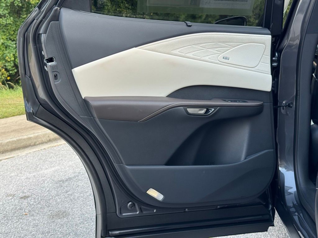 2024 Lexus RX 350 Luxury photo 23