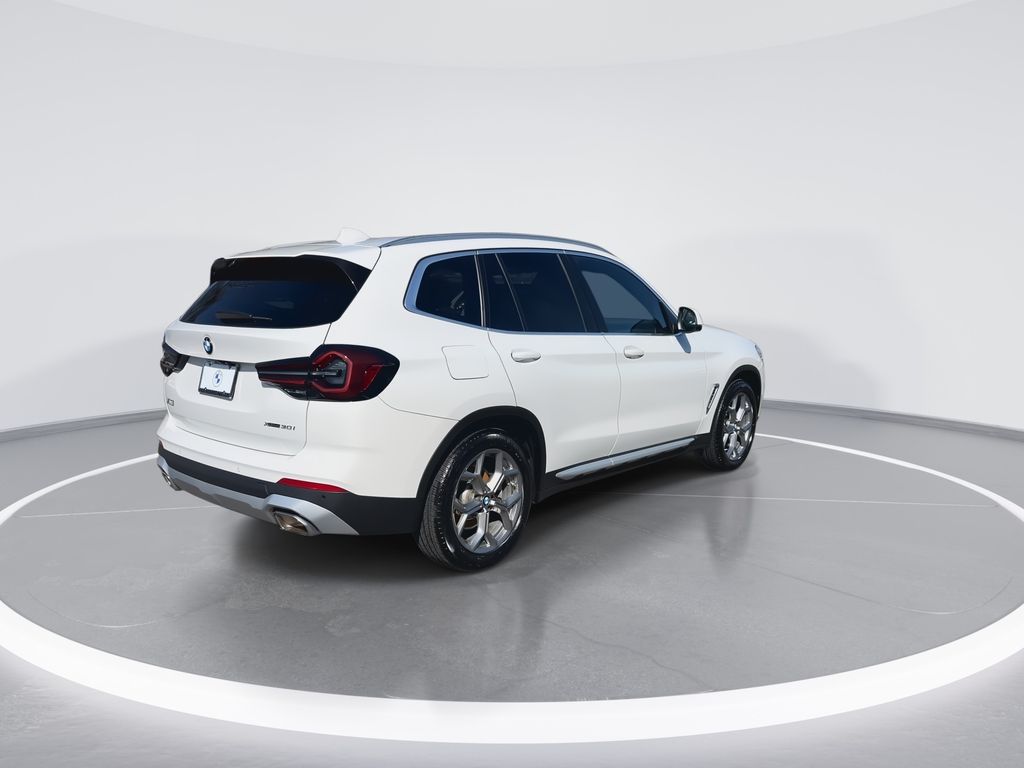 Thumbnail: 2023 BMW X3 - 8