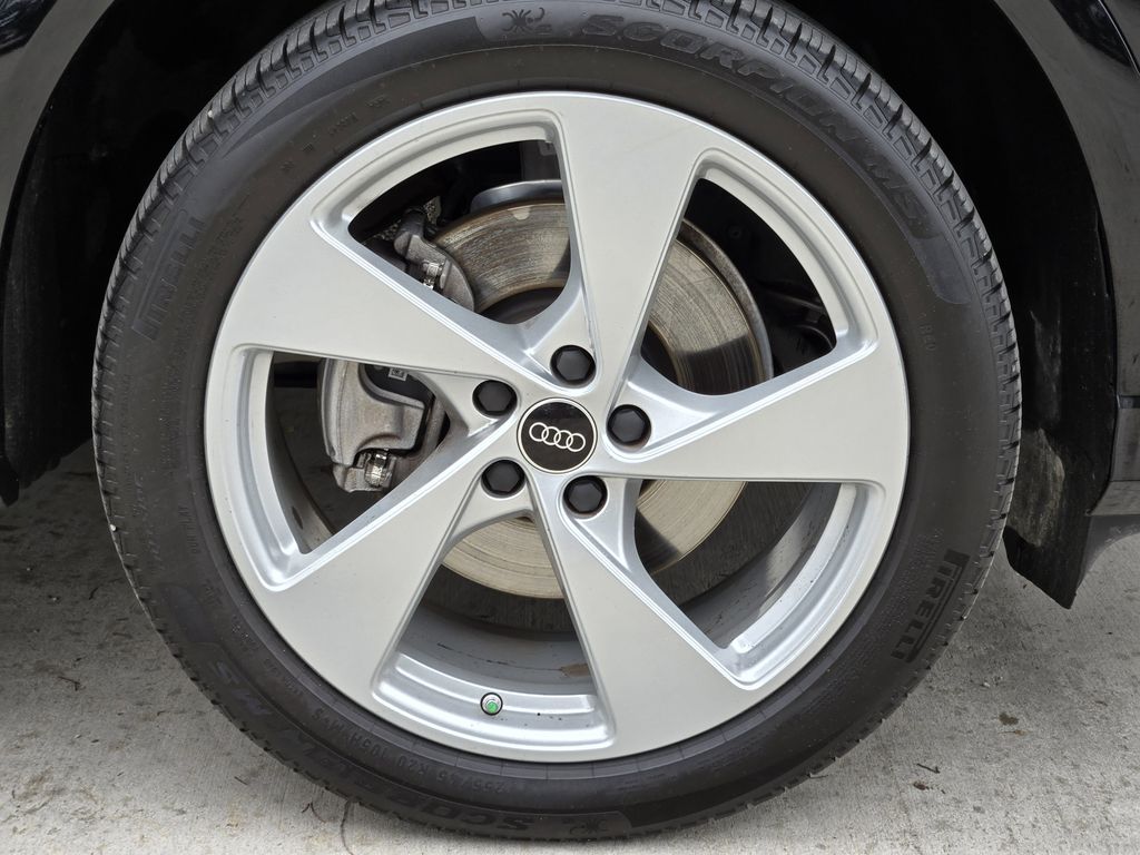 used 2025 Audi Q5 car, priced at $48,462