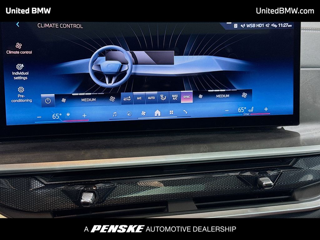 Thumbnail: 2025 BMW X7 - 11