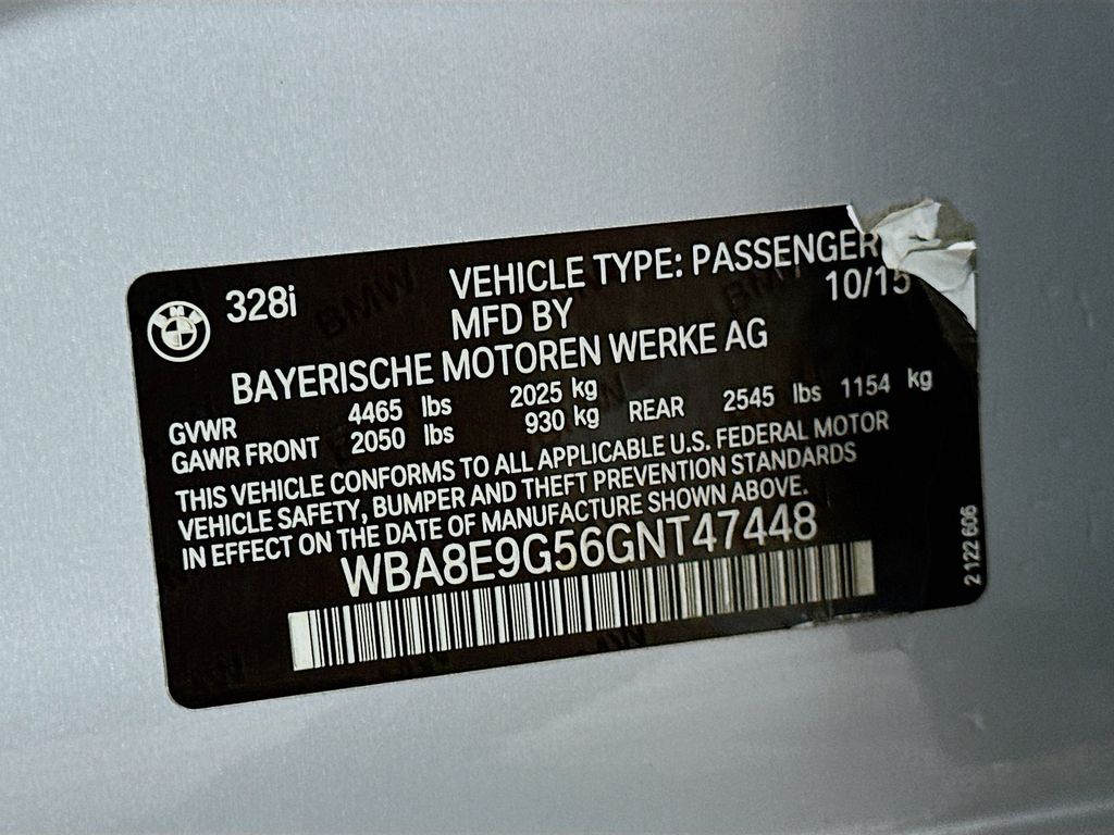 Thumbnail: 2016 BMW 3 Series - 32