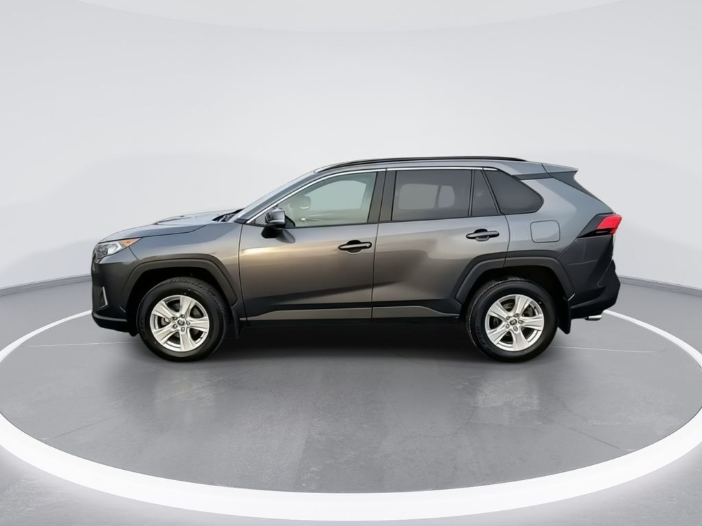 2021 Toyota RAV4 XLE 5