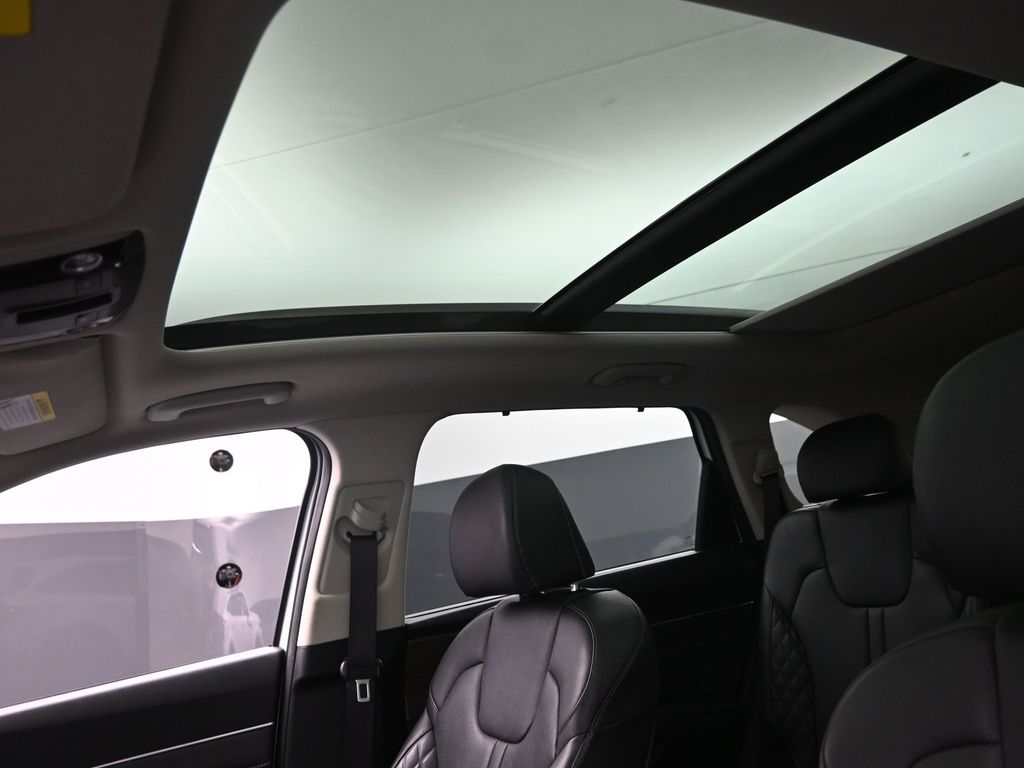 Certified Used 2023 White Kia X-Line SX Prestige image 21