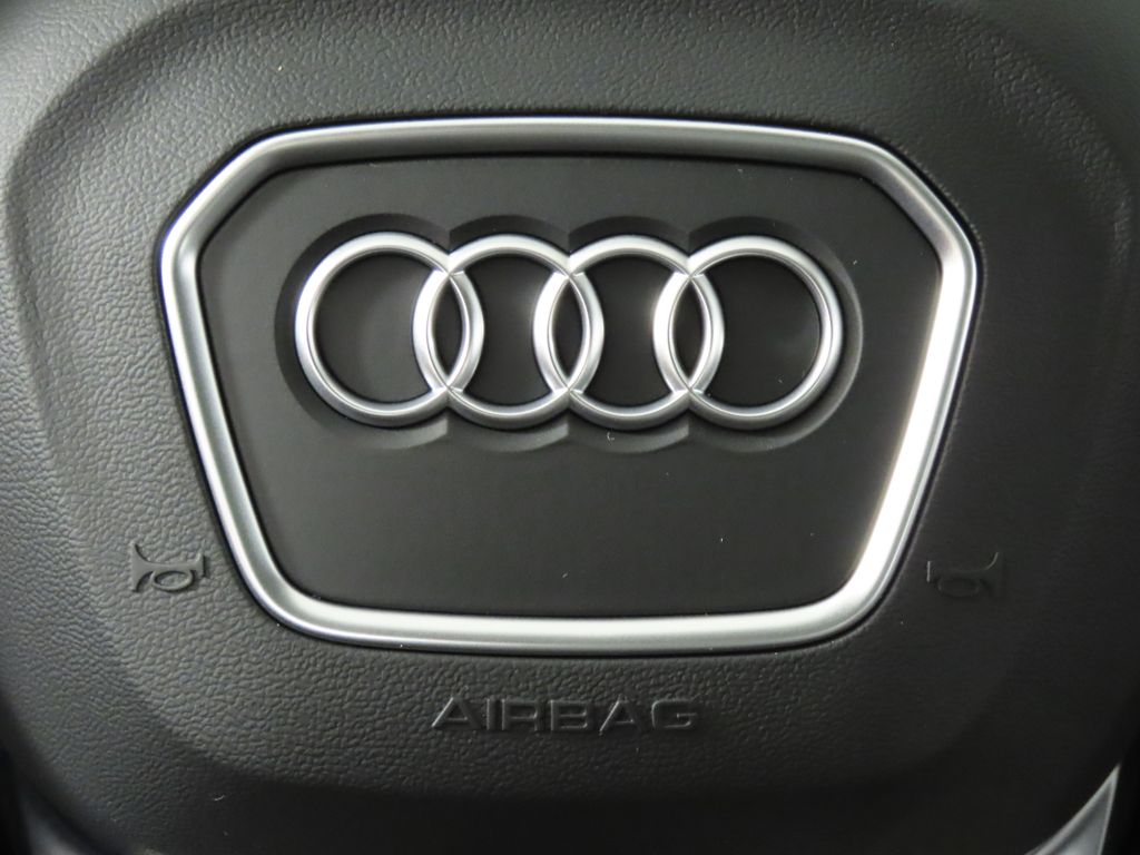 Thumbnail: 2026 Audi Q7 - 16