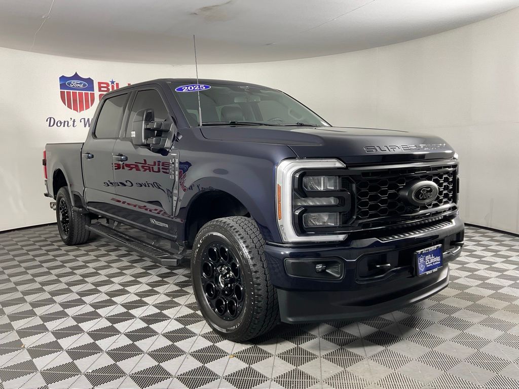 2025 Ford F-250 Super Duty Lariat Crew Cab 4WD