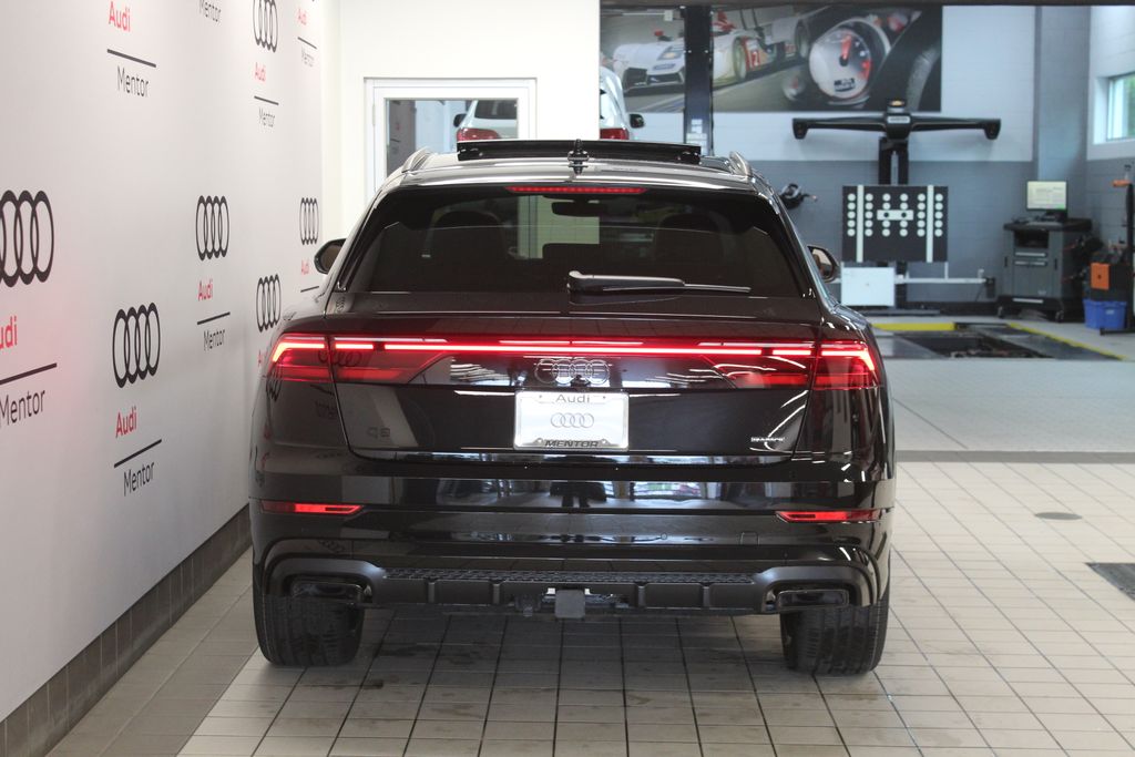 Thumbnail: 2027 Audi Q8 - 5