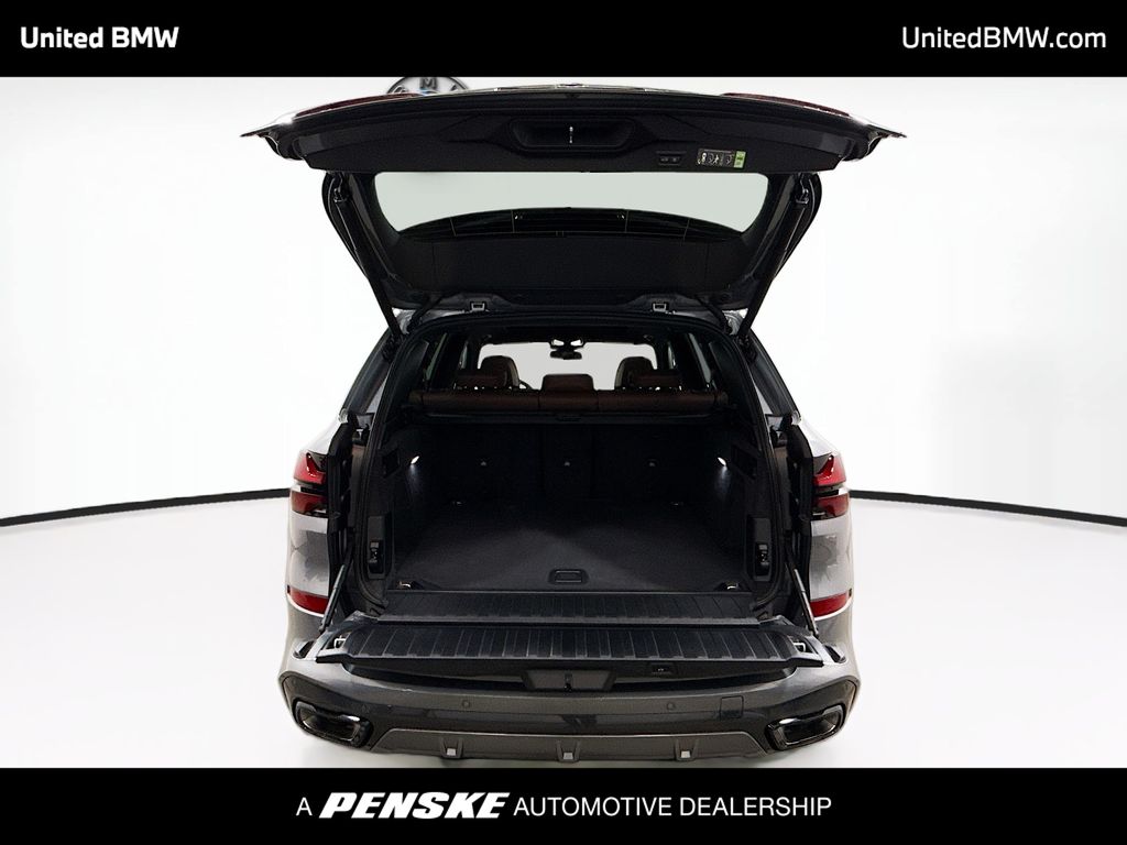 Thumbnail: 2026 BMW X5 - 14