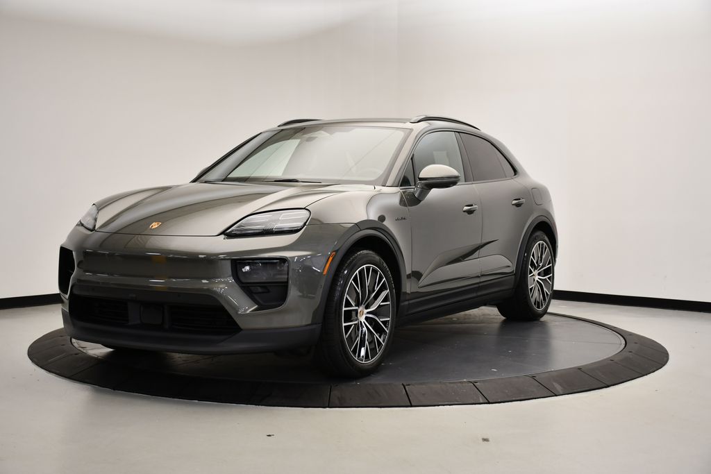 Thumbnail: 2025 Porsche Macan - 1