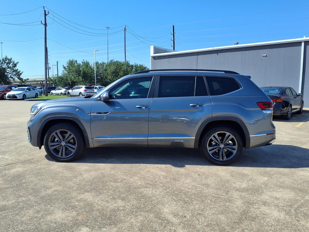 2021 Volkswagen Atlas 3.6L V6 SE w/Technology R-Line  at Wharton Ford