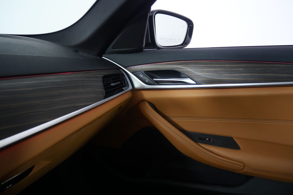 2022 BMW 5 Series 530i 30