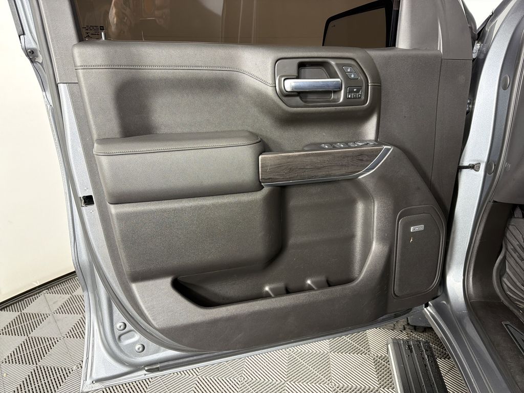 used 2021 Chevrolet Silverado 1500 car, priced at $45,977