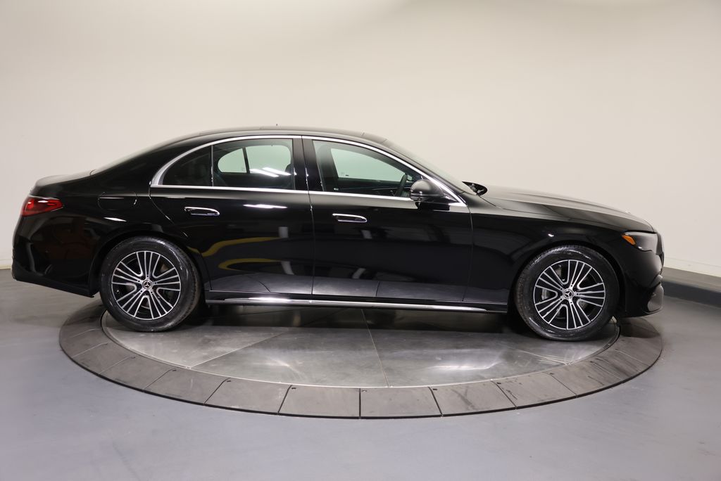 Thumbnail: 2027 Mercedes-Benz E-Class - 8