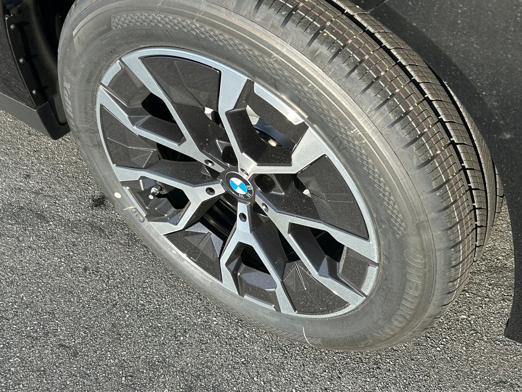 Thumbnail: 2026 BMW X3 - 3