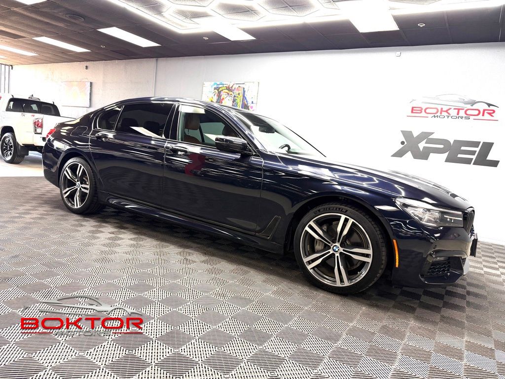 Carbon Black Metallic 2019 BMW 7 Series Sedan Rear-Wheel Drive 8-Speed Automatic