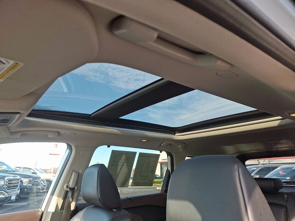 Thumbnail: 2023 Nissan Rogue - 15