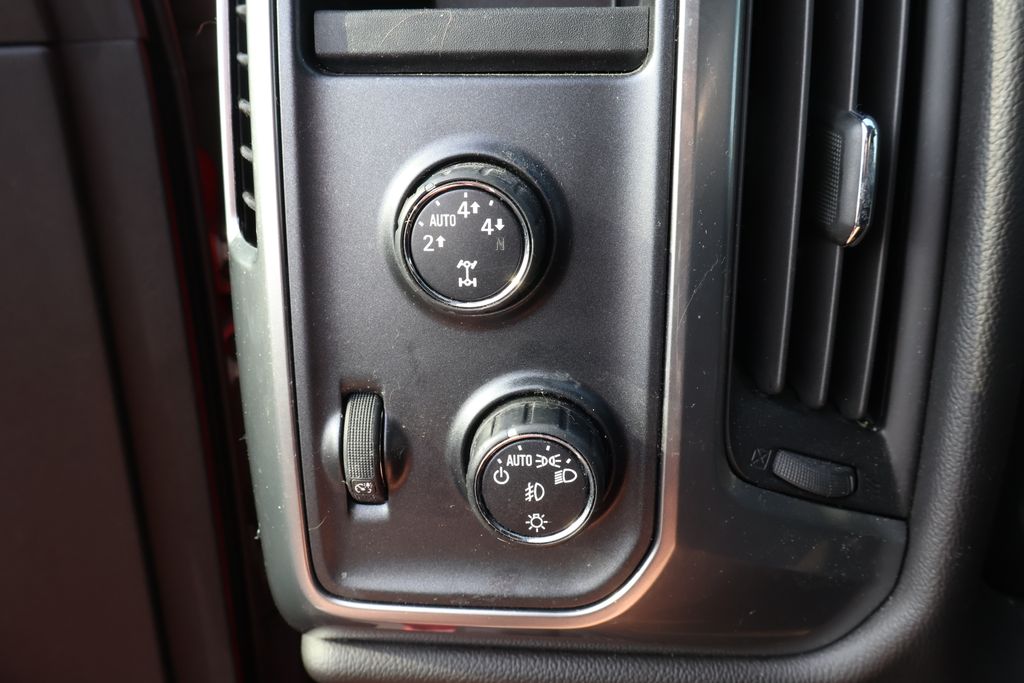 2014 Chevrolet Silverado 1500 LT 17