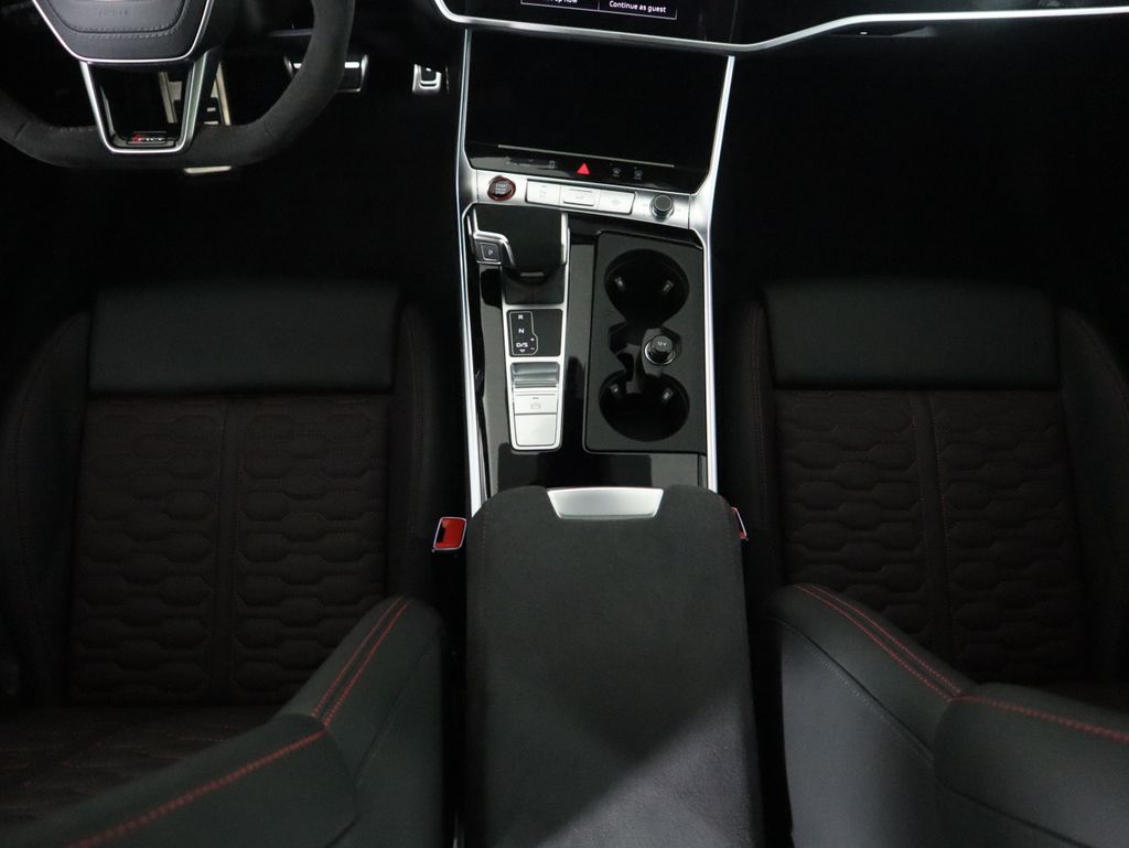 Thumbnail: 2026 Audi RS 7 - 18