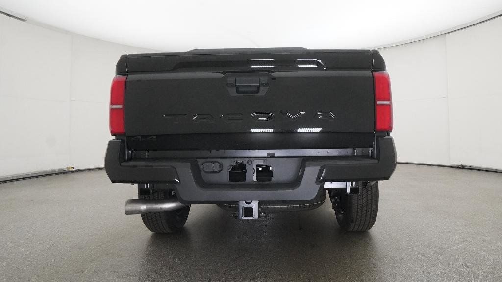 Thumbnail: 2025 Toyota Tacoma - 18