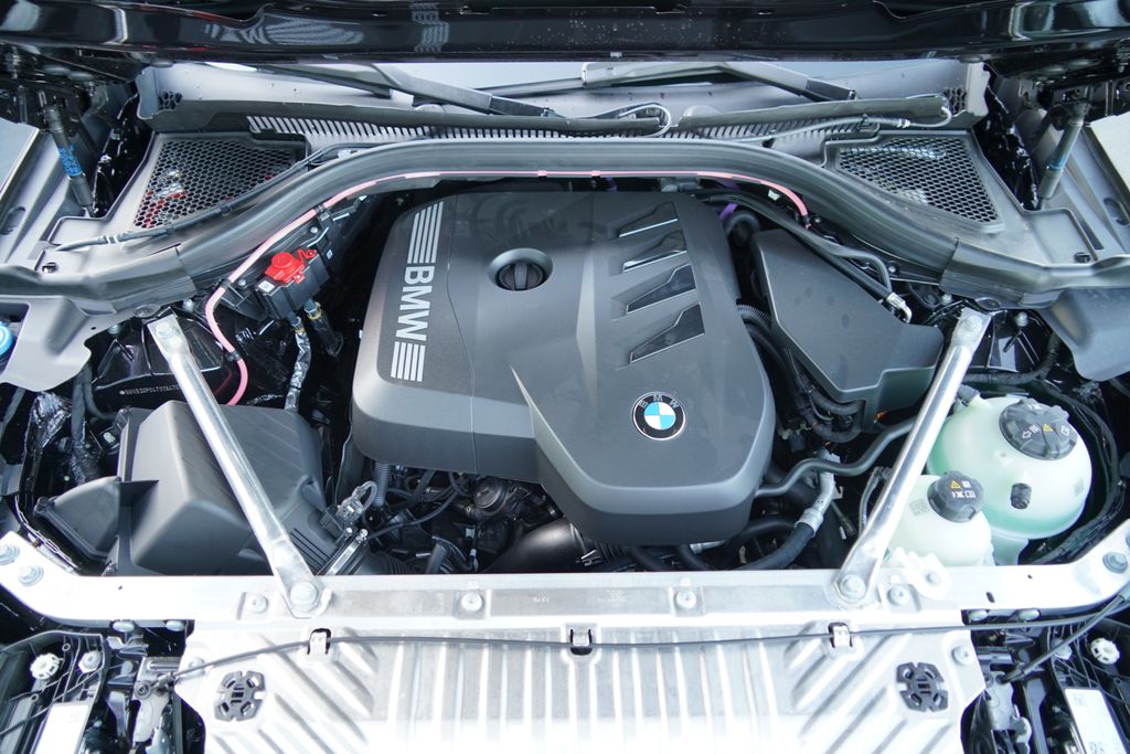 Thumbnail: 2026 BMW X3 - 21