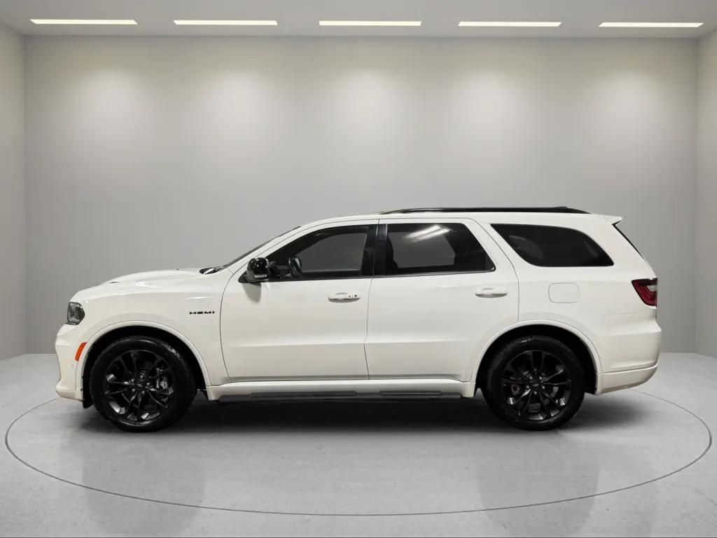 Used 2024 White Knuckle Clearcoat Dodge R/T Plus image 8