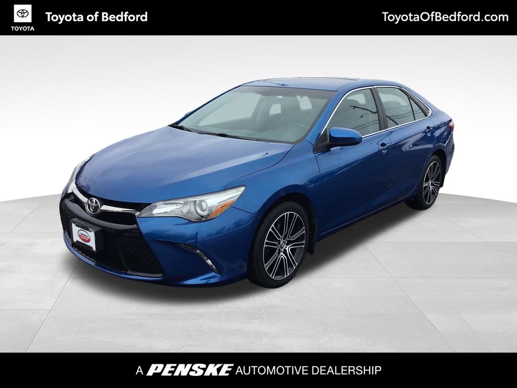 2016 Toyota Camry SE -
                  Bedford, OH