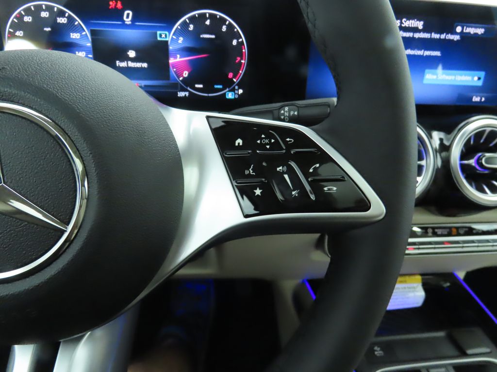 Thumbnail: 2026 Mercedes-Benz GLB - 13