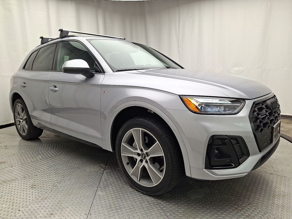 Thumbnail: 2025 Audi Q5 - 3