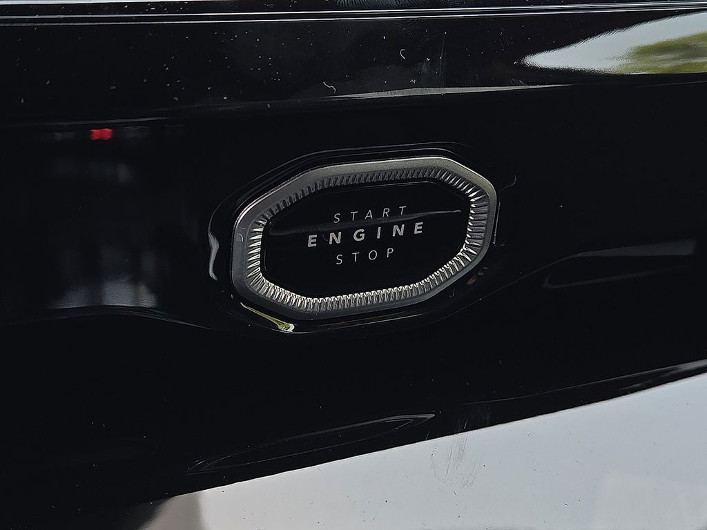 New 2026 Jeep Grand Cherokee For Sale in Farmington, AR