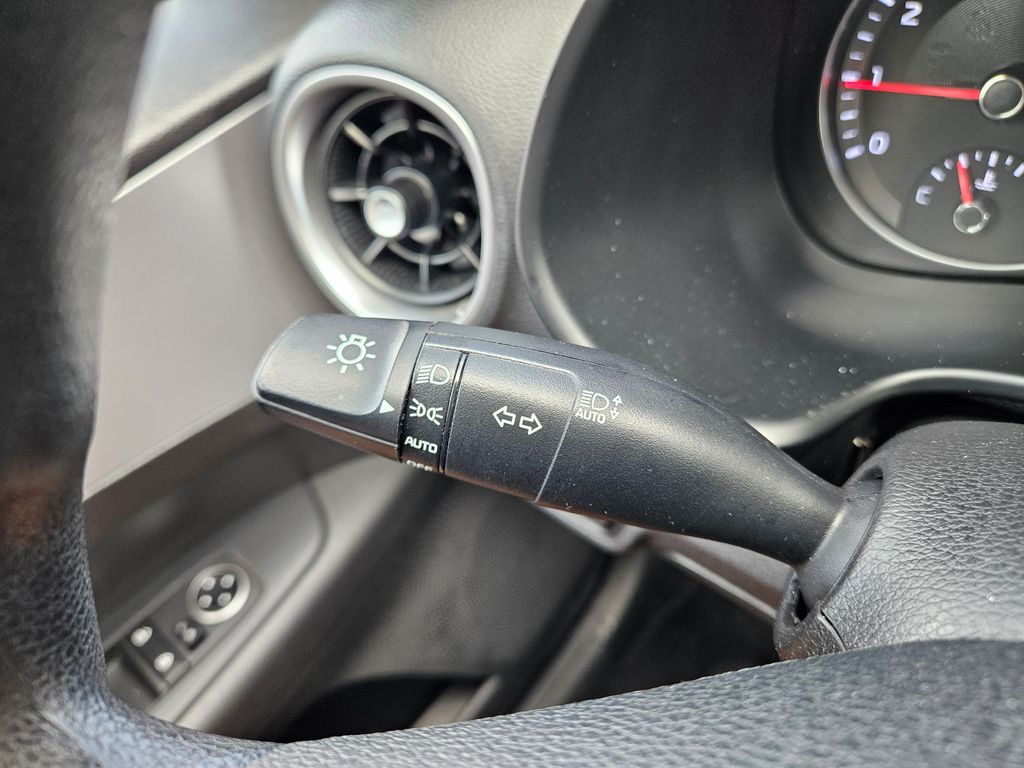 Thumbnail: 2023 Kia Forte - 21
