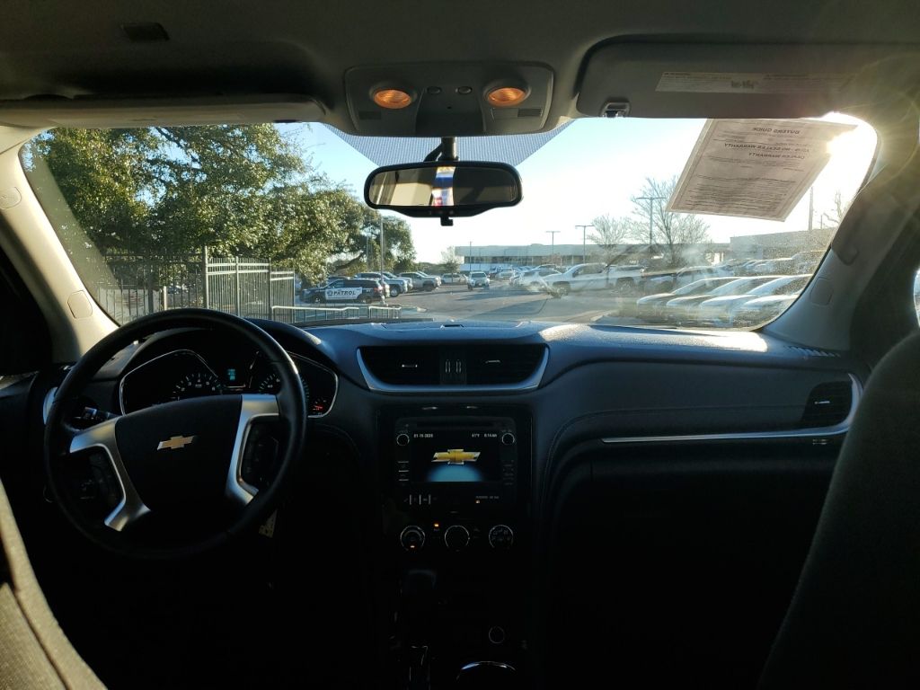 Used Car 2016 Chevrolet Traverse  Lt For Sale Under $15,000 In Austin, Texas