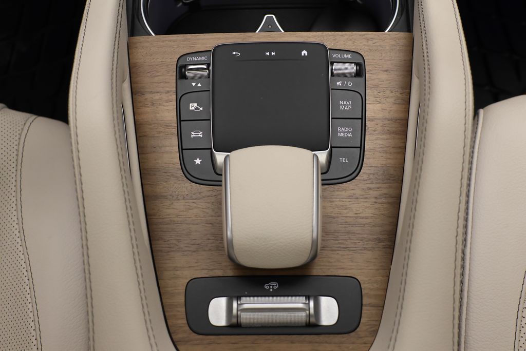 Thumbnail: 2024 Mercedes-Benz GLS - 29