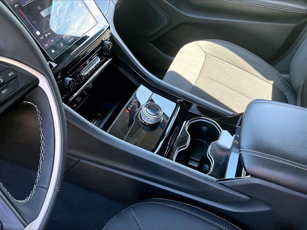 2023 Jeep Grand Cherokee L — photo 21