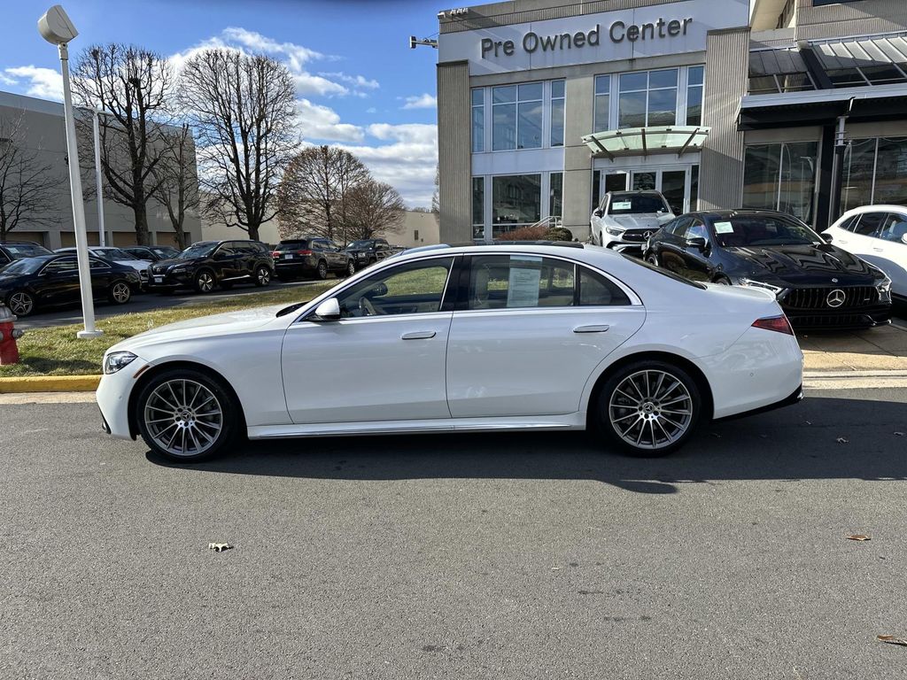 Thumbnail: 2024 Mercedes-Benz S-Class - 14