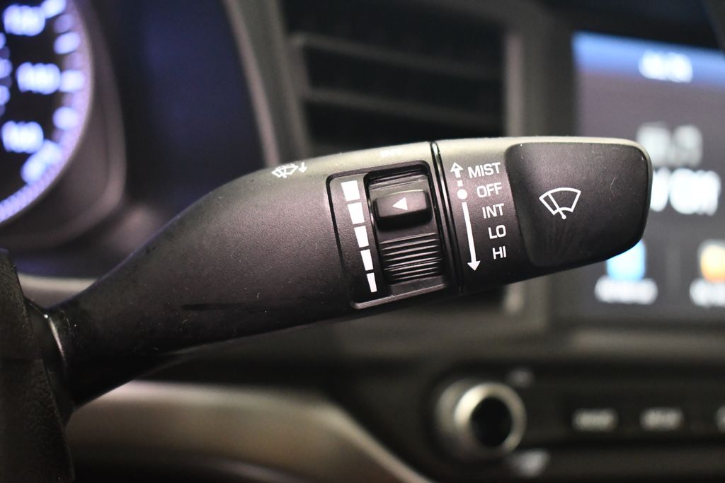 Thumbnail: 2019 Hyundai Elantra - 24