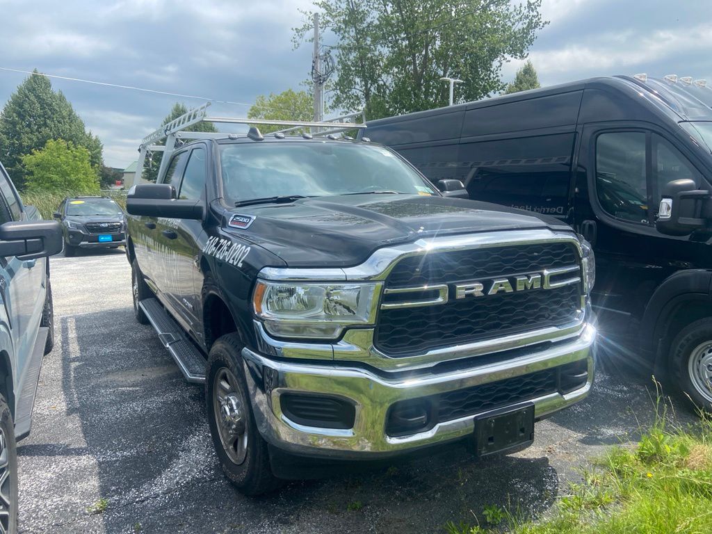 Diamond Black Crystal Pearlcoat 2022 RAM 2500 Pickup Truck Four-Wheel Drive 6-Speed Automatic