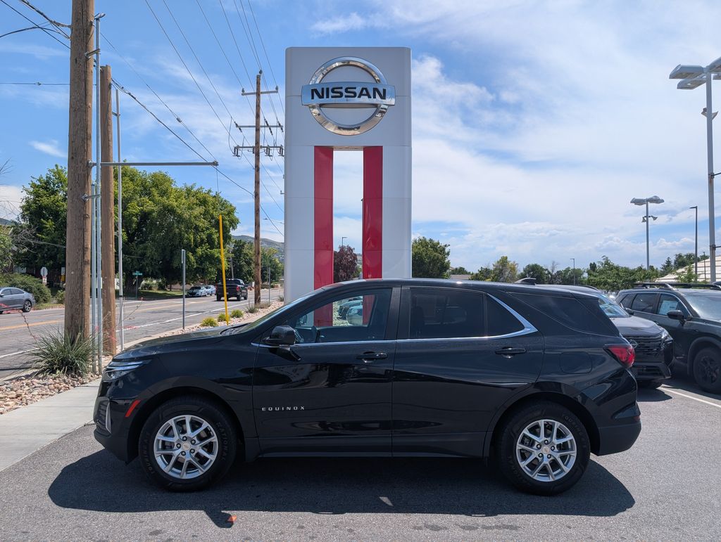 Mosaic Black Metallic 2023 Chevrolet Equinox SUV / Crossover Four-Wheel Drive 6-Speed Automatic Overdrive