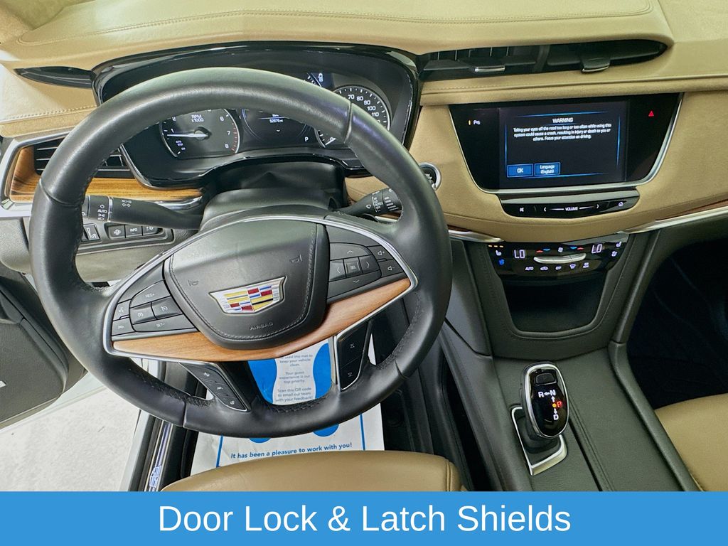 Used Car 2018 Cadillac Xt5  Platinum For Sale Under $25,000 In San Antonio, Texas